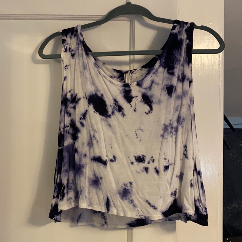 Cropped tie dye tank top